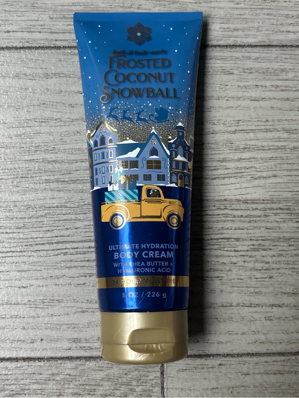 Bath and Body Works Frosted Coconut Snowball body cream. New.